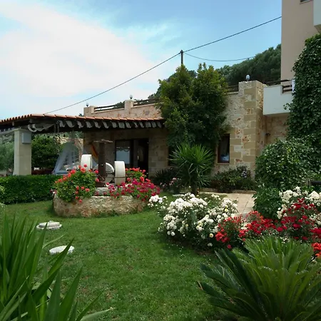 Kavousi Hotel apartamentowy
