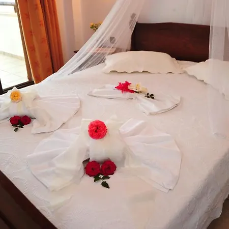 Kavousi Hotel apartamentowy